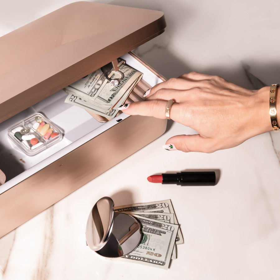 TROVA biometric safe is perfect to store valuables, vapes, cash, credit cards jewelry, prescription medications or anything you want to keep private, safe and secure.